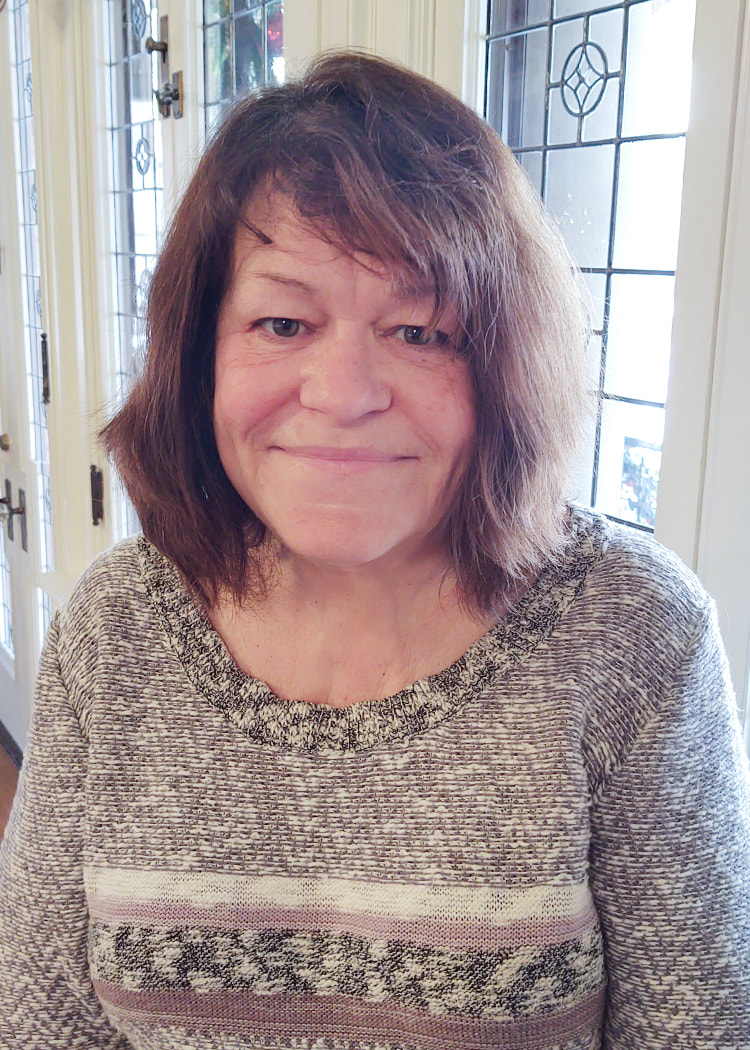 Zoe Darner, Housekeeping